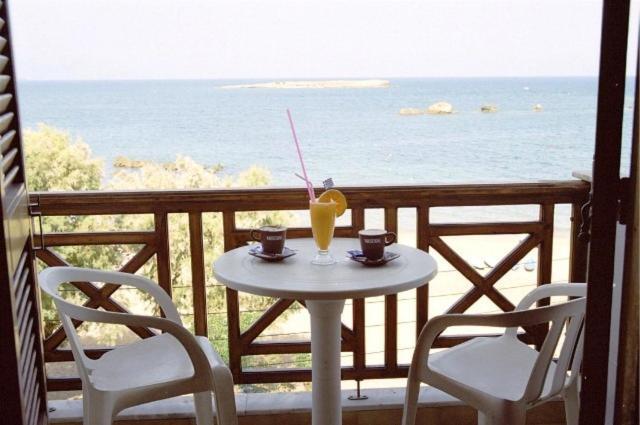 Elena Beach Chania  ภายนอก รูปภาพ